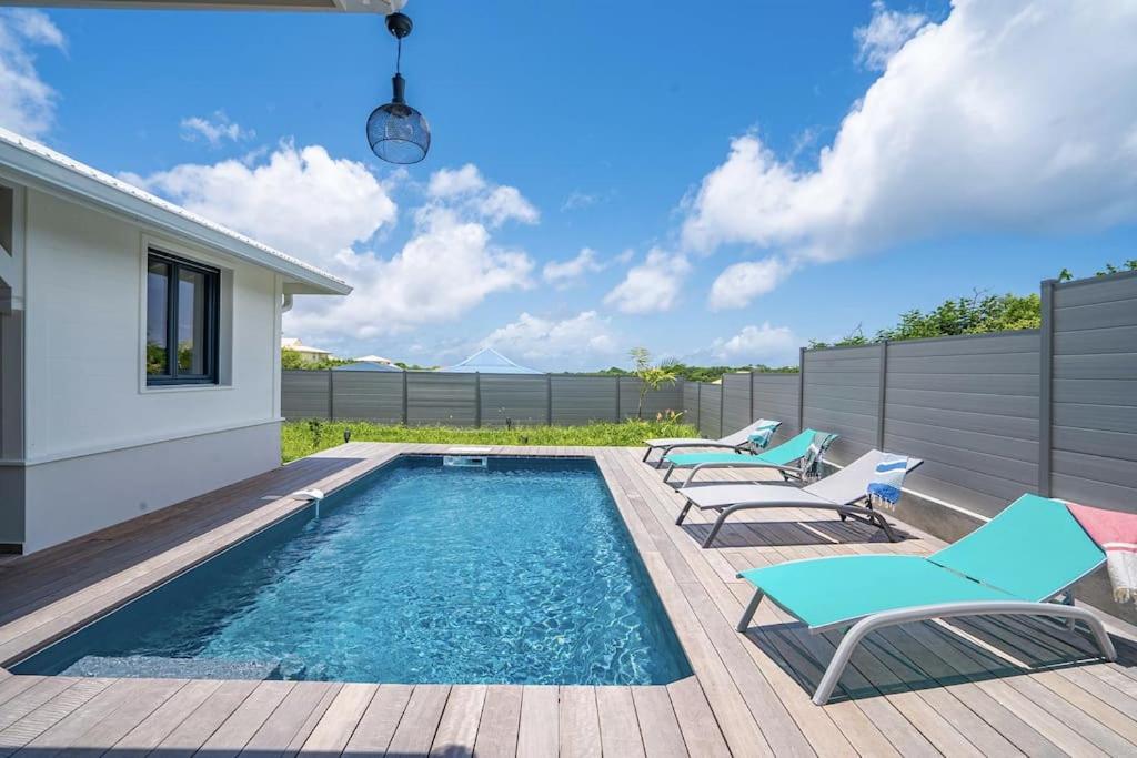 Superbe Villa Avec Piscine Et Proche Mer Au Diamant - 3 Chambres Et Salles De Bain Le Diamant Ngoại thất bức ảnh
