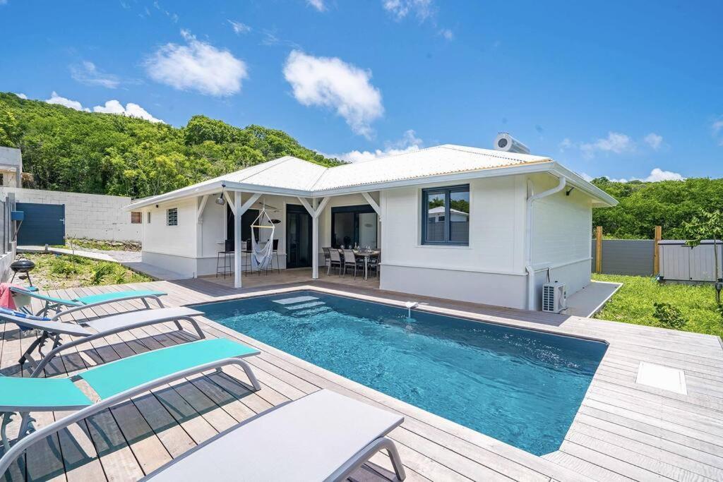 Superbe Villa Avec Piscine Et Proche Mer Au Diamant - 3 Chambres Et Salles De Bain Le Diamant Ngoại thất bức ảnh